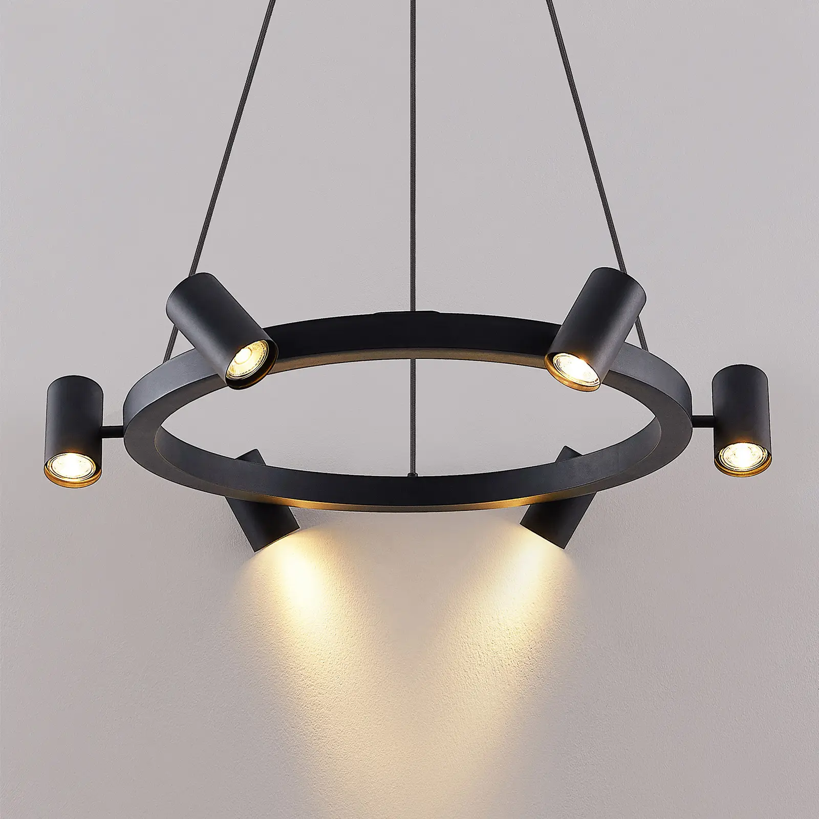 Lindby Savoli pakabinamas šviestuvas, apvalus, juodas