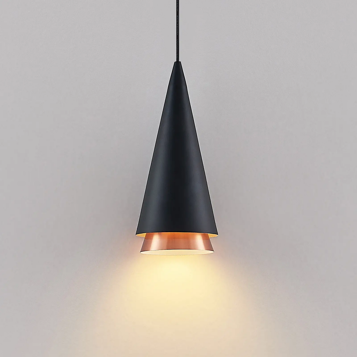 Lucande Naoh pakabinamas šviestuvas, vienagalvis, juodas