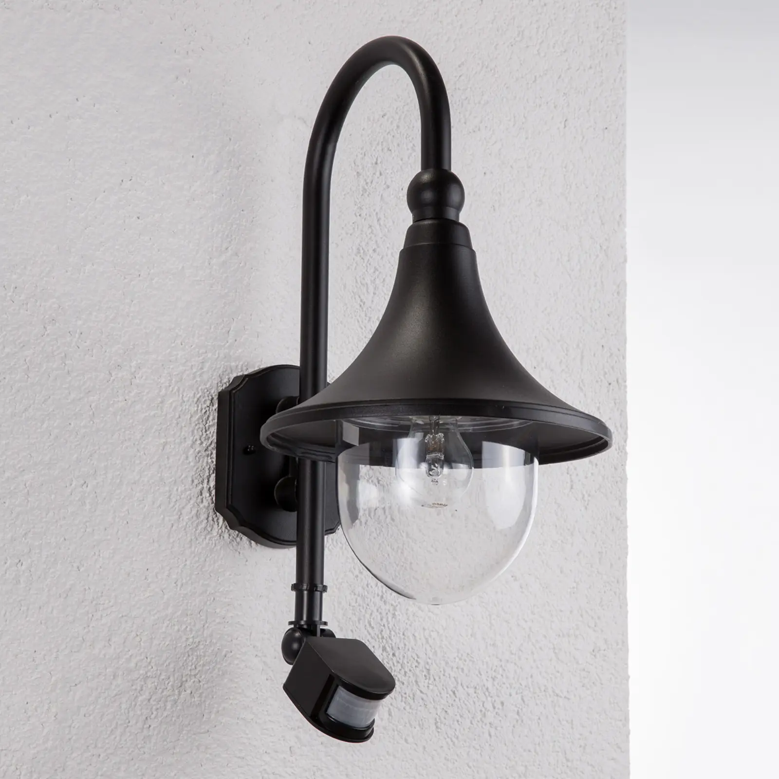 Sieninis lauko šviestuvas Daphne, juodas, su jutikliu