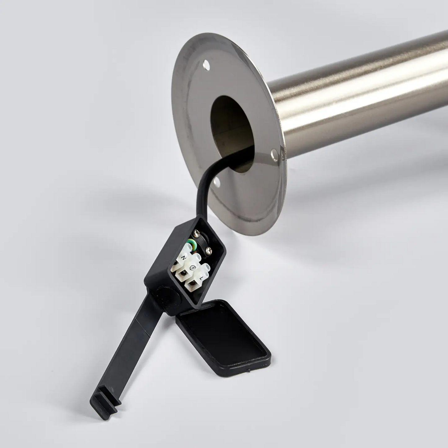 Lindby pjedestalo lempa Vedran