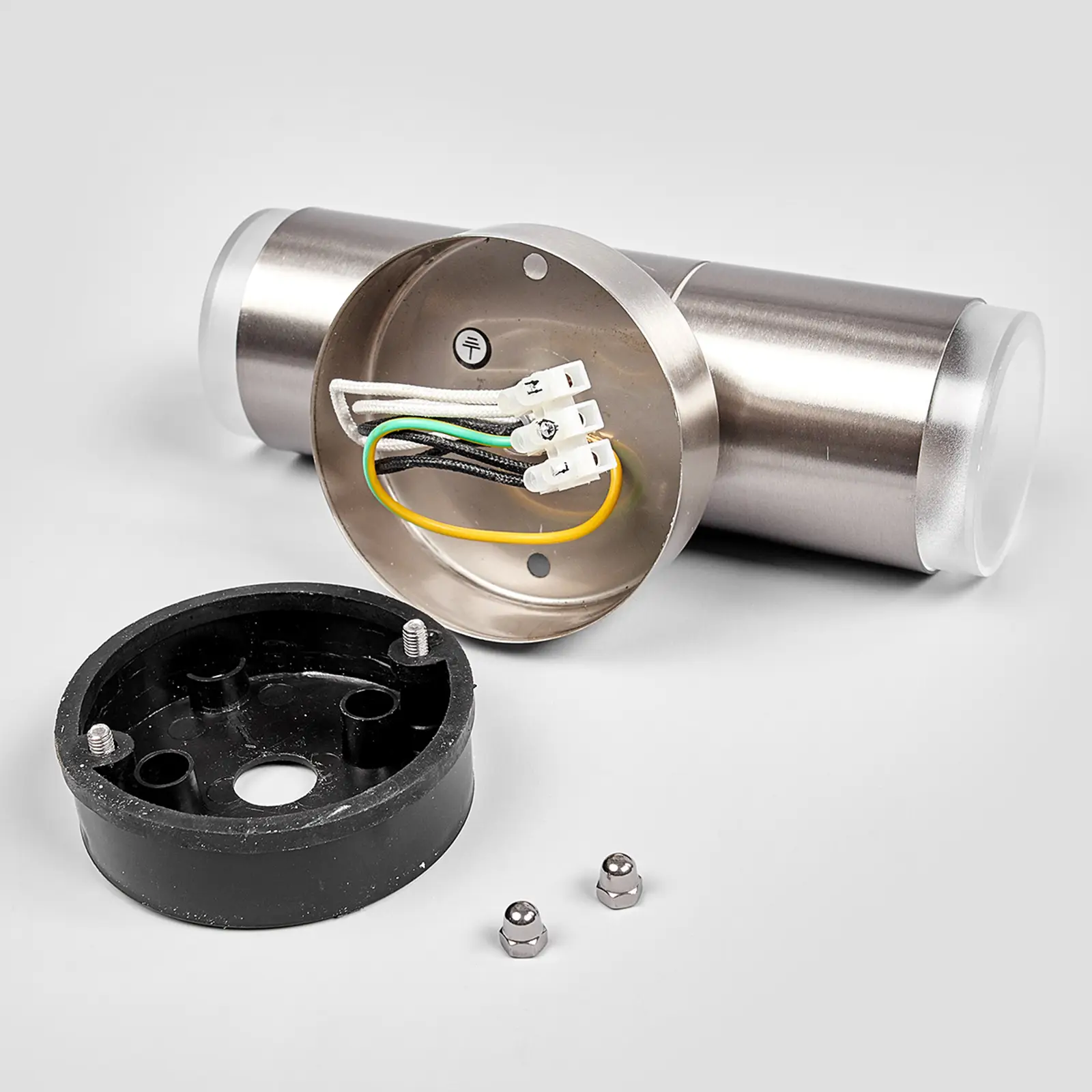 Nerūdijančio plieno lauko sieninis šviestuvas Delina