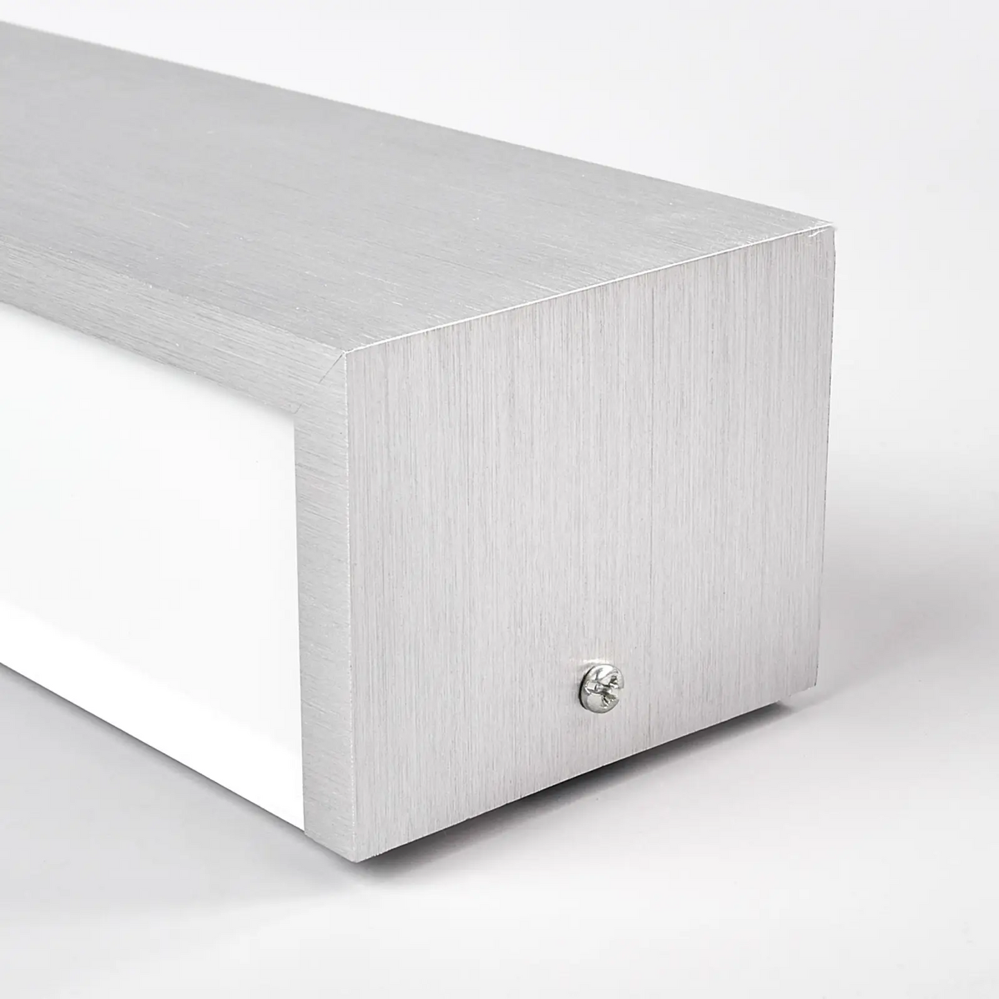 Ranik - aliuminio sieninis šviestuvas su LED