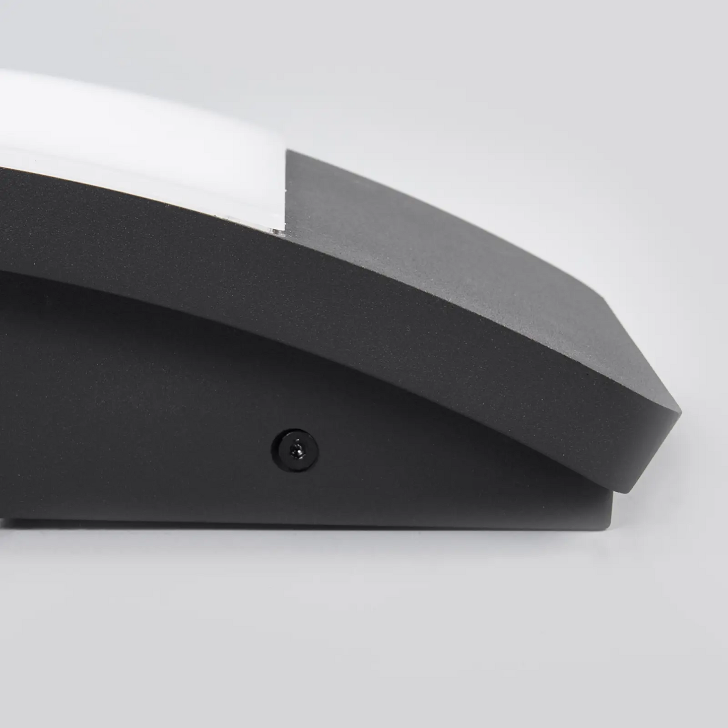 Lenktas Siara LED lauko sieninis šviestuvas, tamsiai pilka