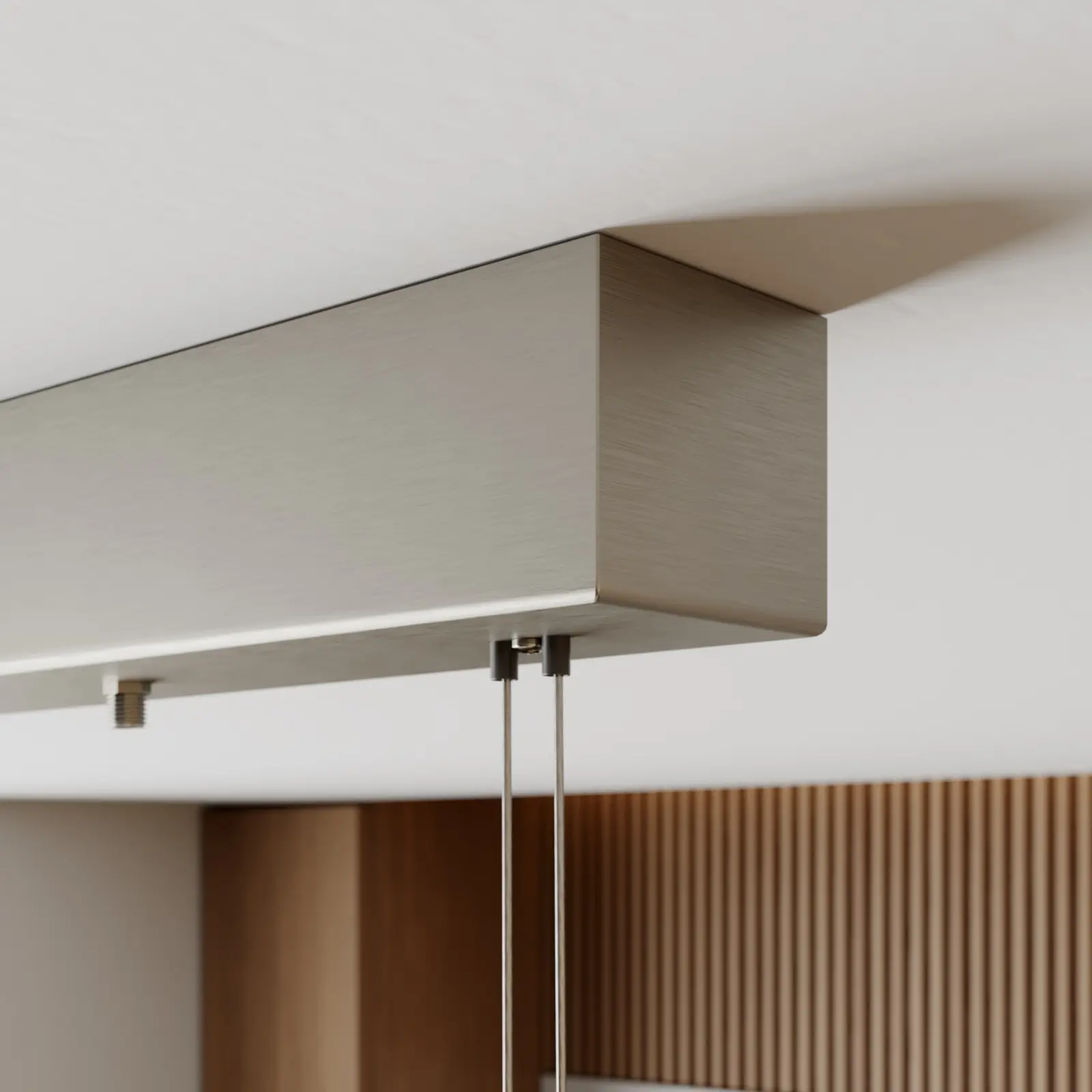 Aukštos kokybės Tolu LED pakabinamas šviestuvas, reguliuojamo aukščio.