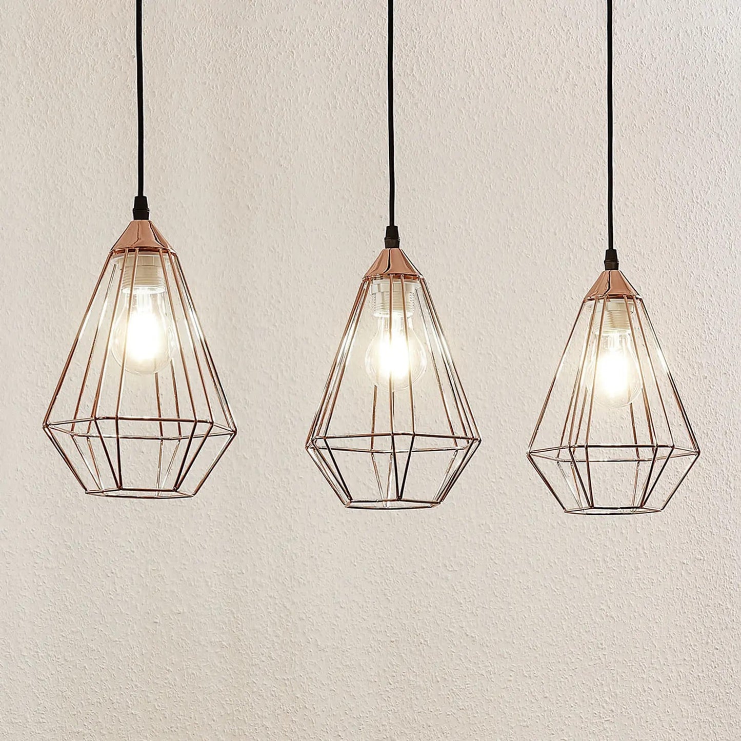 Pakabinamas šviestuvas Elda su narveliais, pailgas, varinis