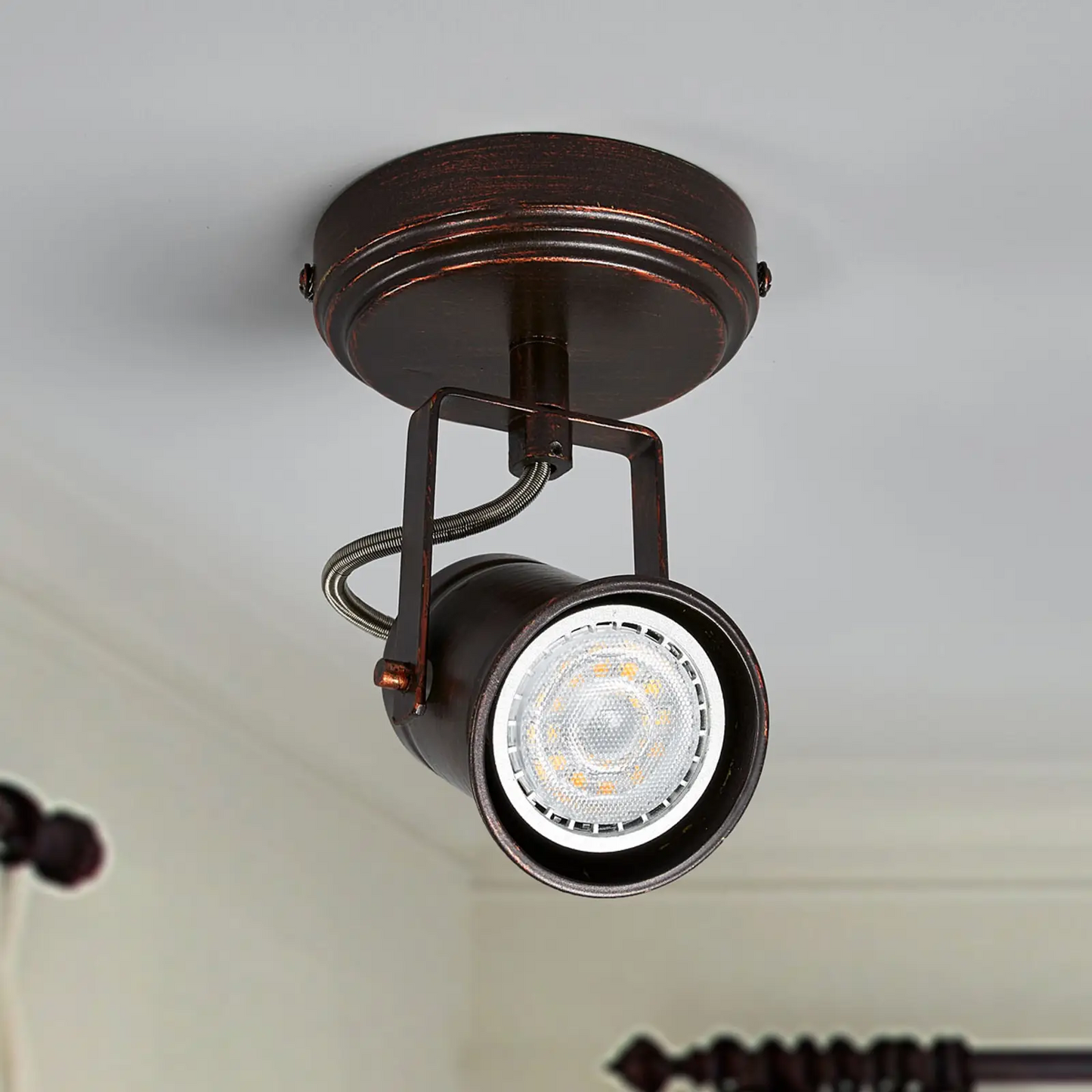 Rudai-auksinis prožektorius Cansu, GU10 LED