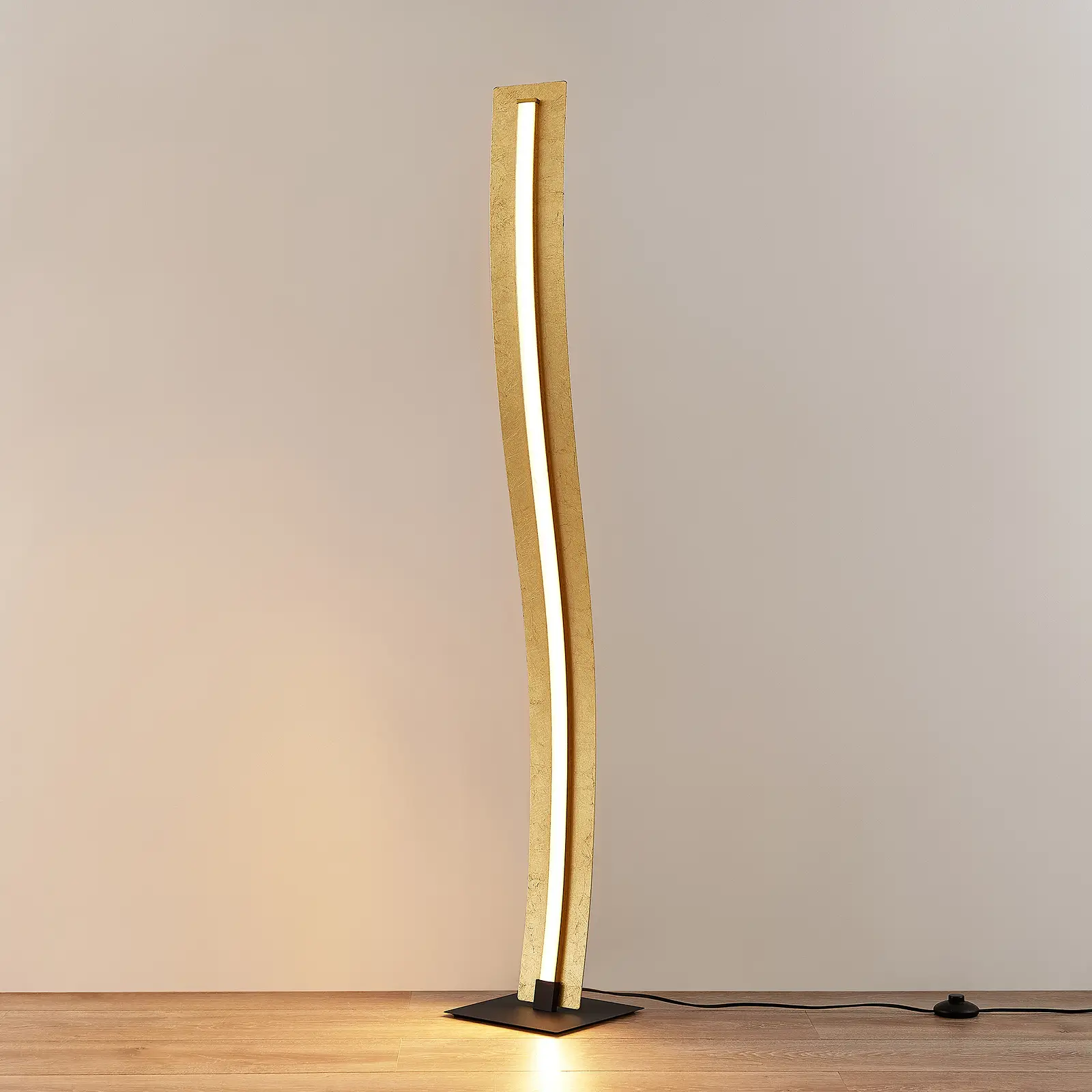 Lindby Larisa banguoto dizaino LED toršeras