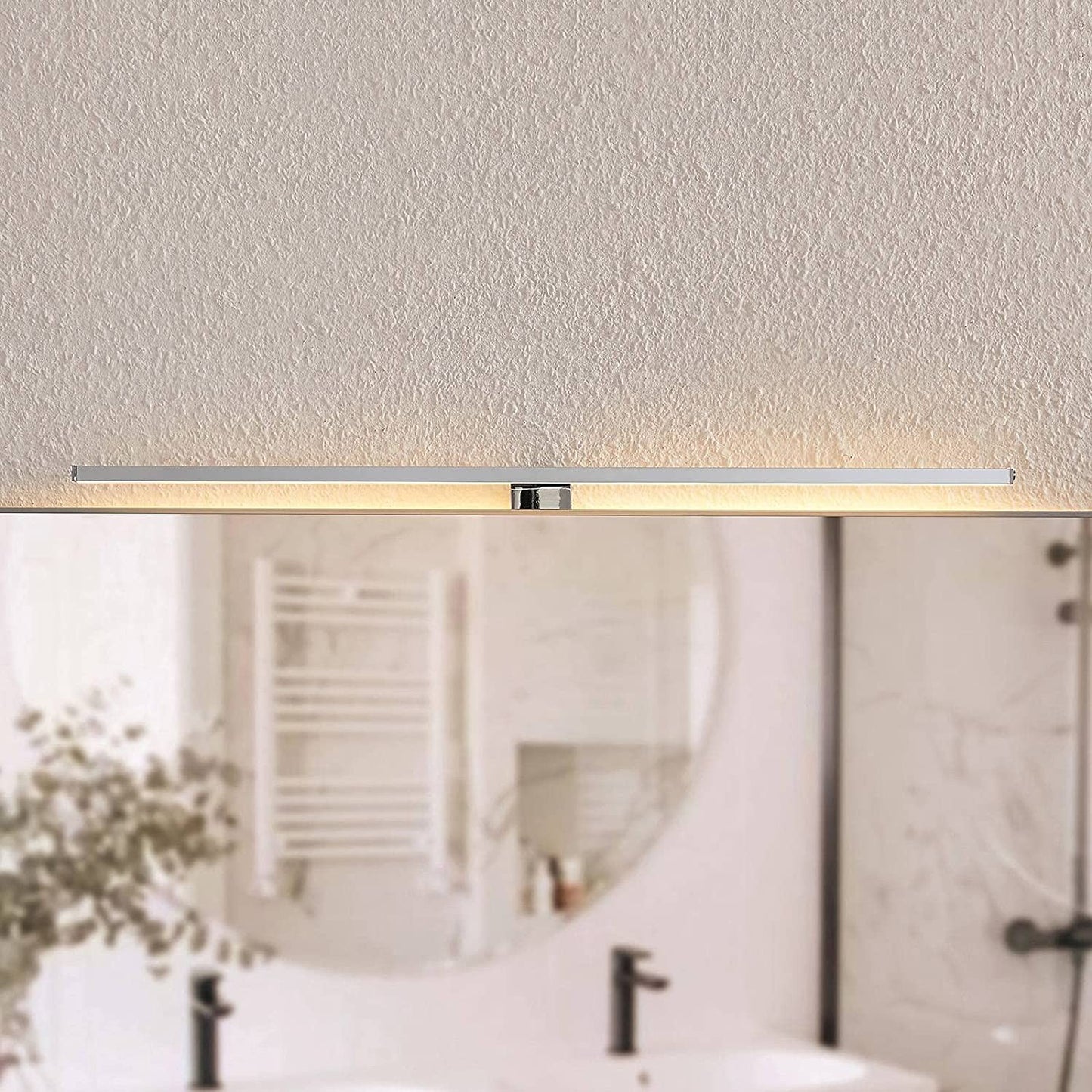 Lindby Daitani LED vonios veidrodinis šviestuvas 60,5 cm