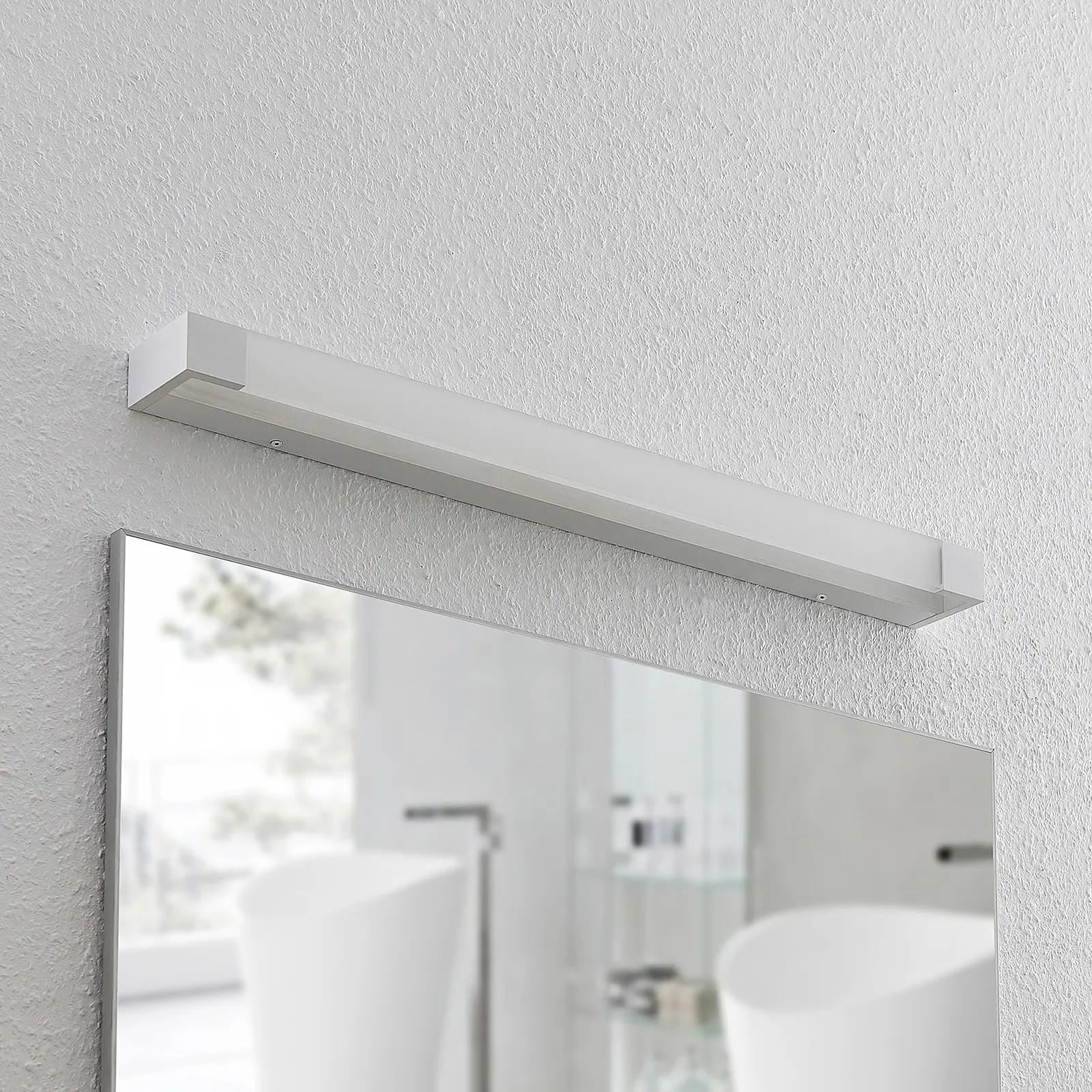 Archchio Ronika LED sieninis šviestuvas, IP44, baltas, 72 cm