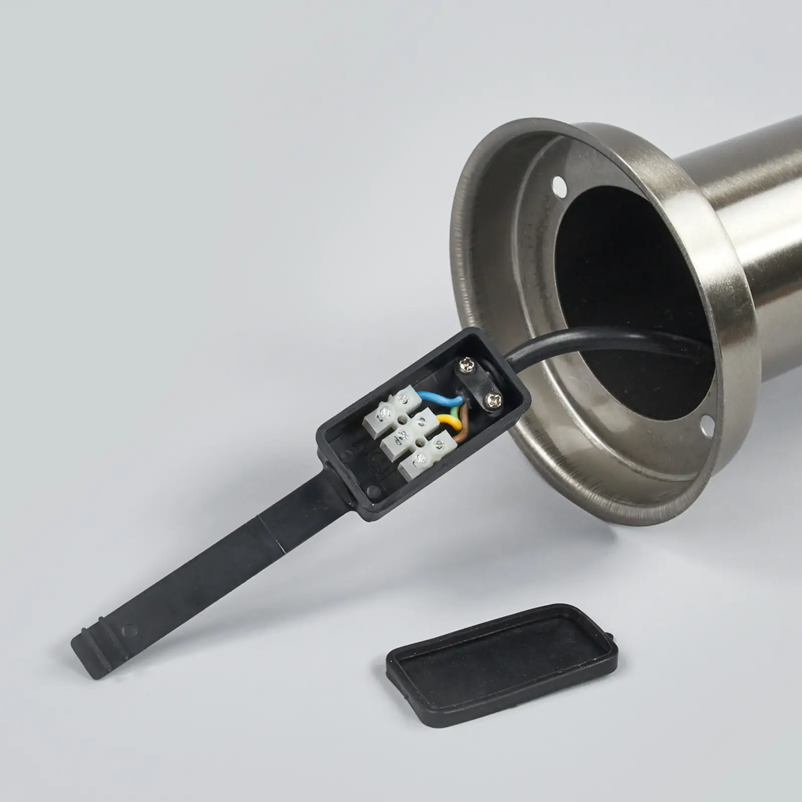 Aiven - tako šviesa su sferiniu atspalviu