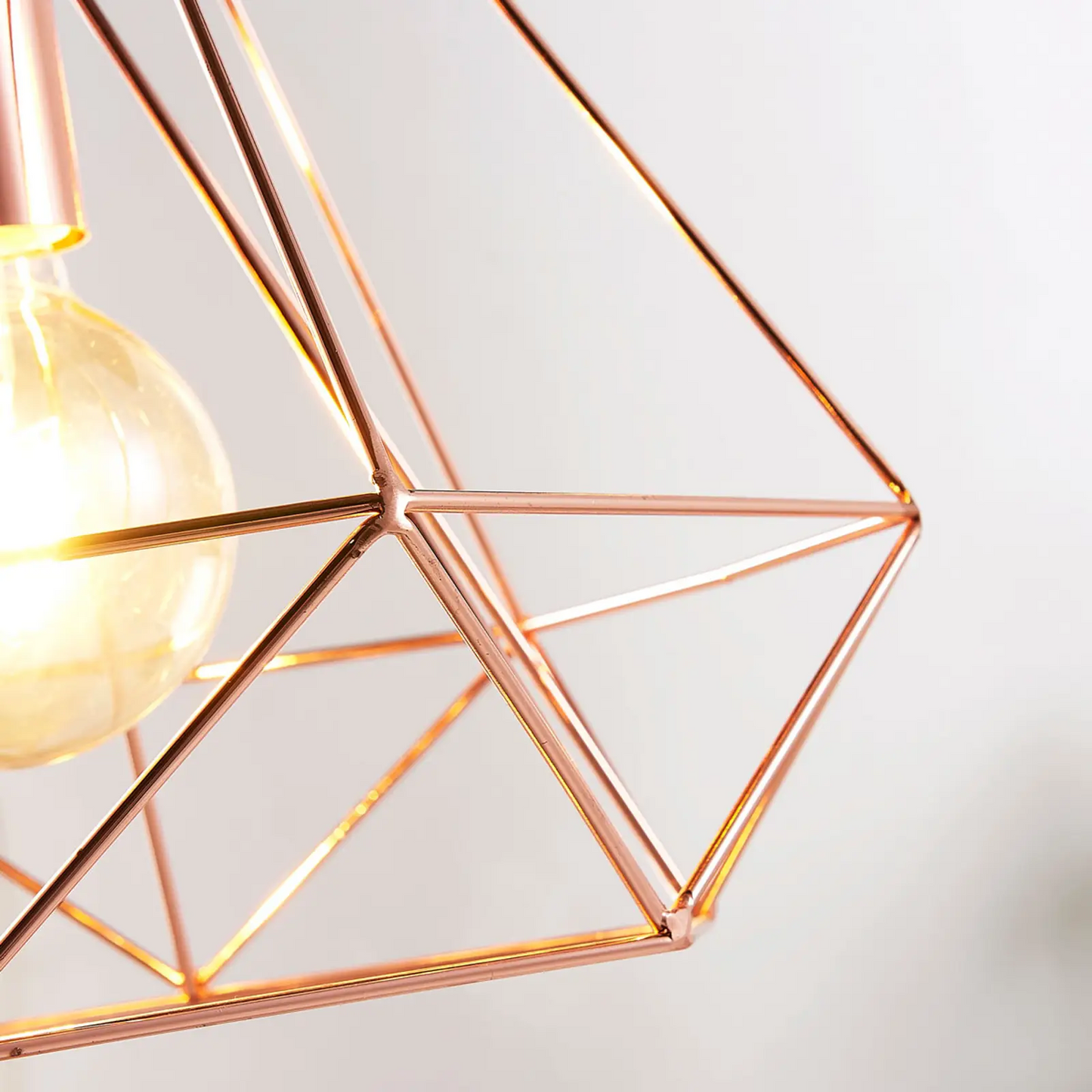 Vario spalvos pakabinamas šviestuvas Jossa