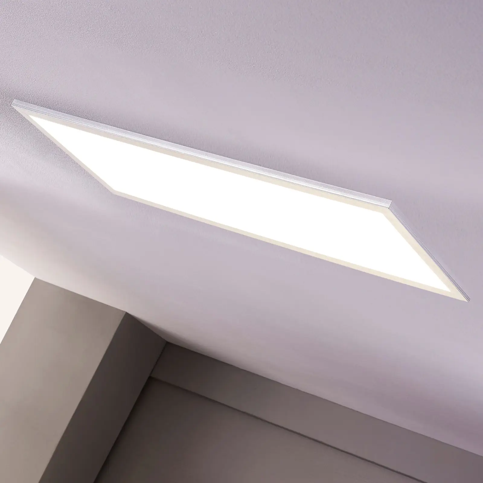 Lindby Livel LED skydelis, 4000K, 120cm x 30cm