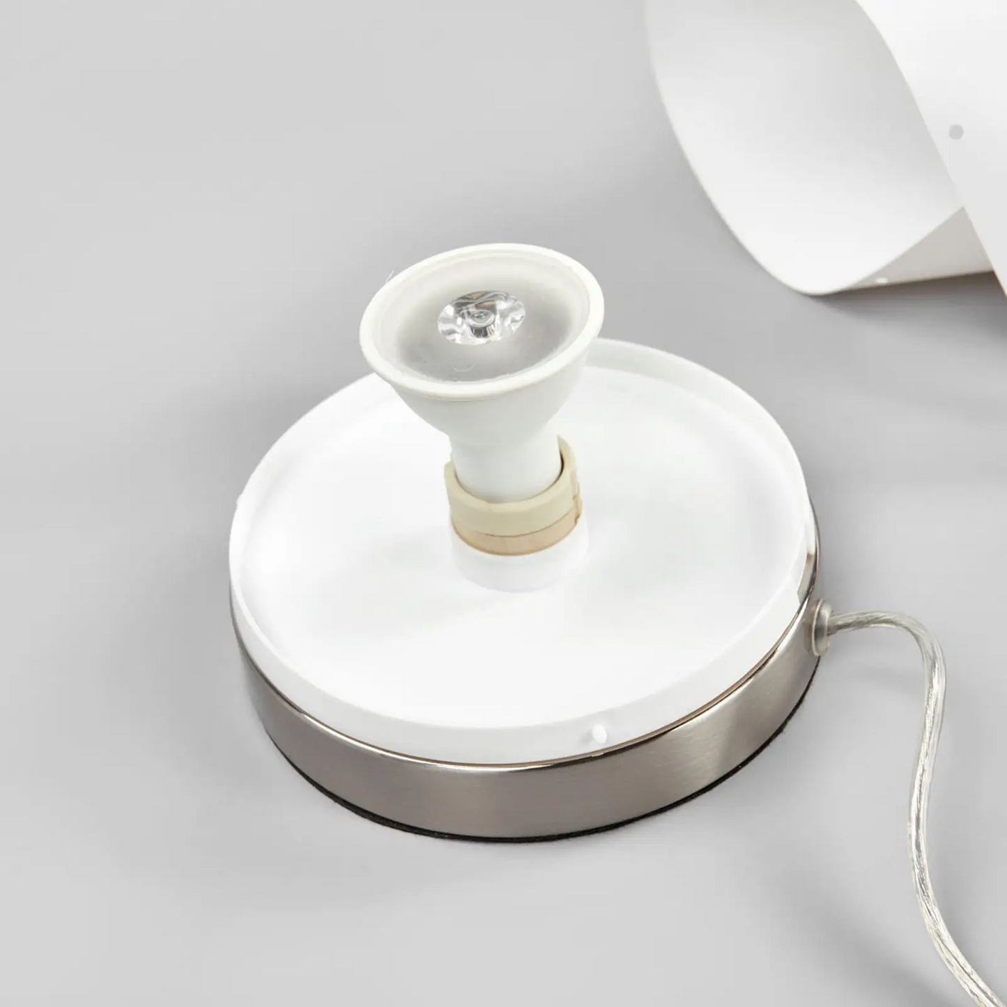 Dekoratyvinis LED toršeras Mirella, RGB su nuotolinio valdymo pulteliu.