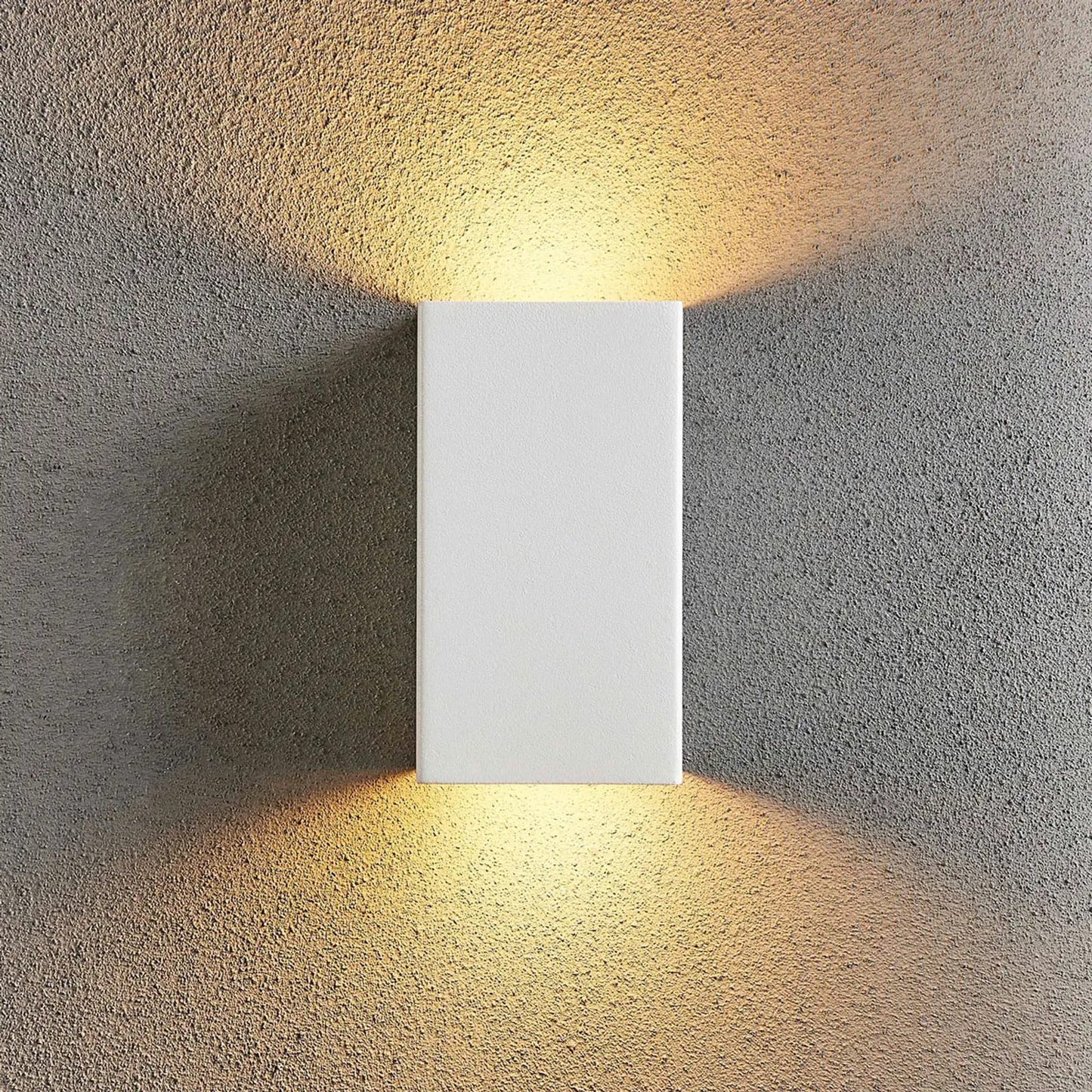 LED sieninis šviestuvas Jaymie, 2 lempučių, reguliuojamas per jungiklį.