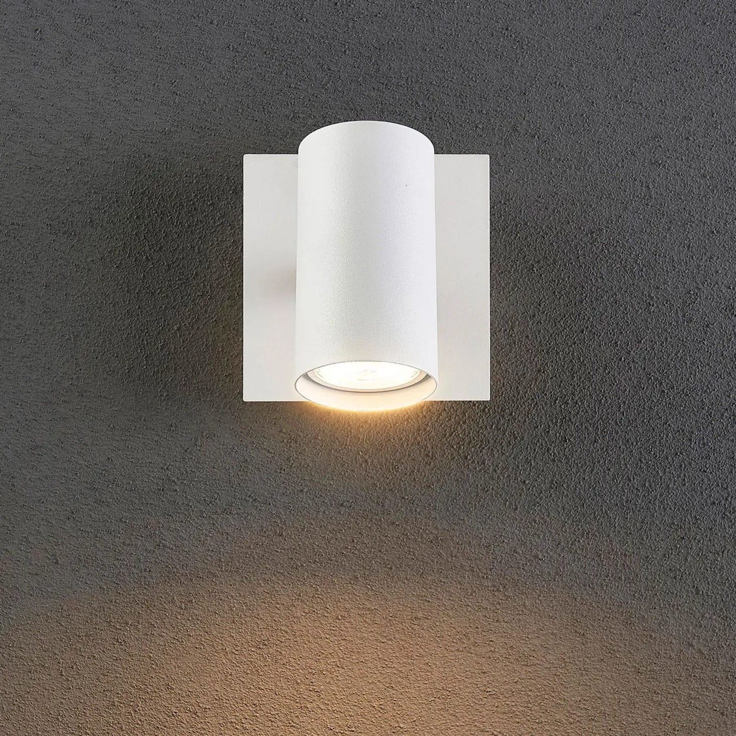 Baltas LED prožektorius Iluk skirtas sienoms ir luboms