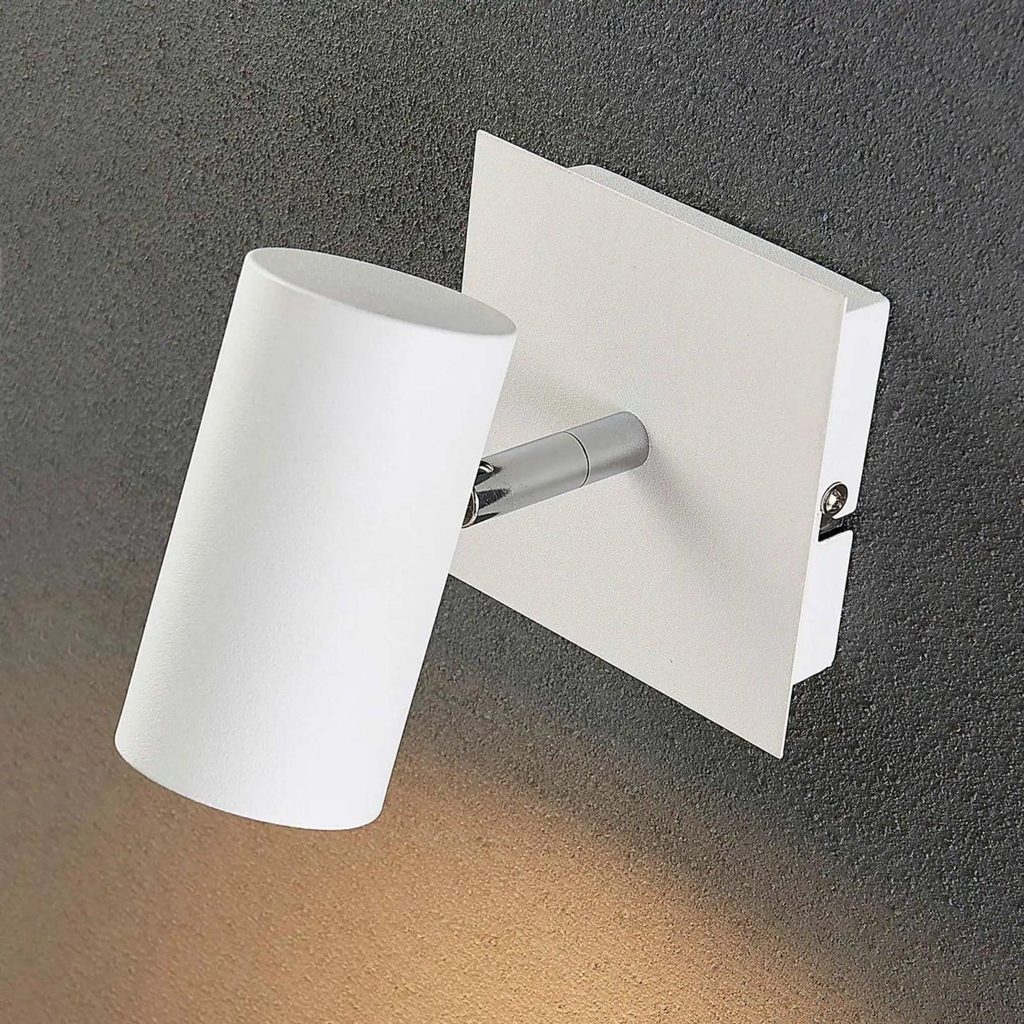 Baltas LED prožektorius Iluk skirtas sienoms ir luboms