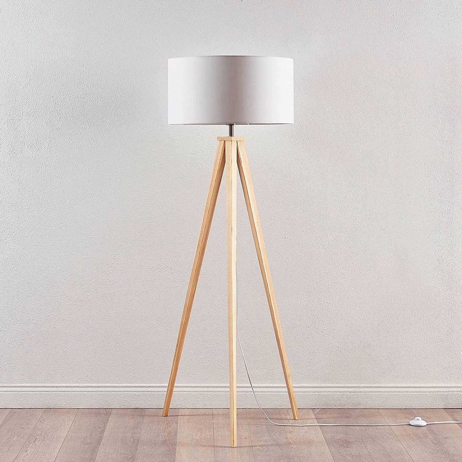 Mya trijų kojų medinis toršeras su baltu atspalviu