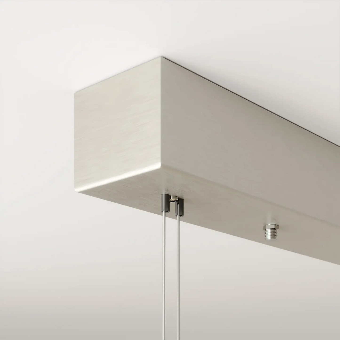 Pakabinamas šviestuvas Elna su reguliuojamais šviesos diodais - 158 cm