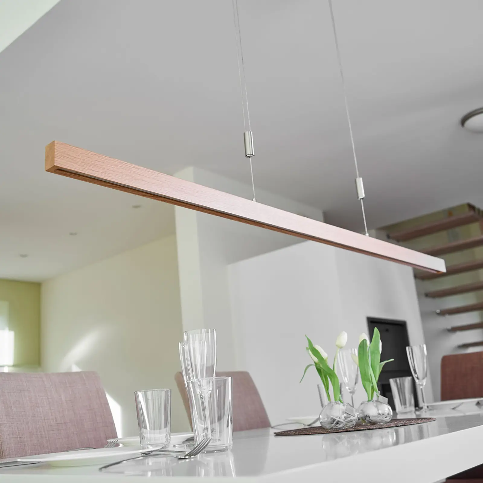 Rothfels Nora LED pakabinamas šviestuvas, natūralaus ąžuolo, 118 cm