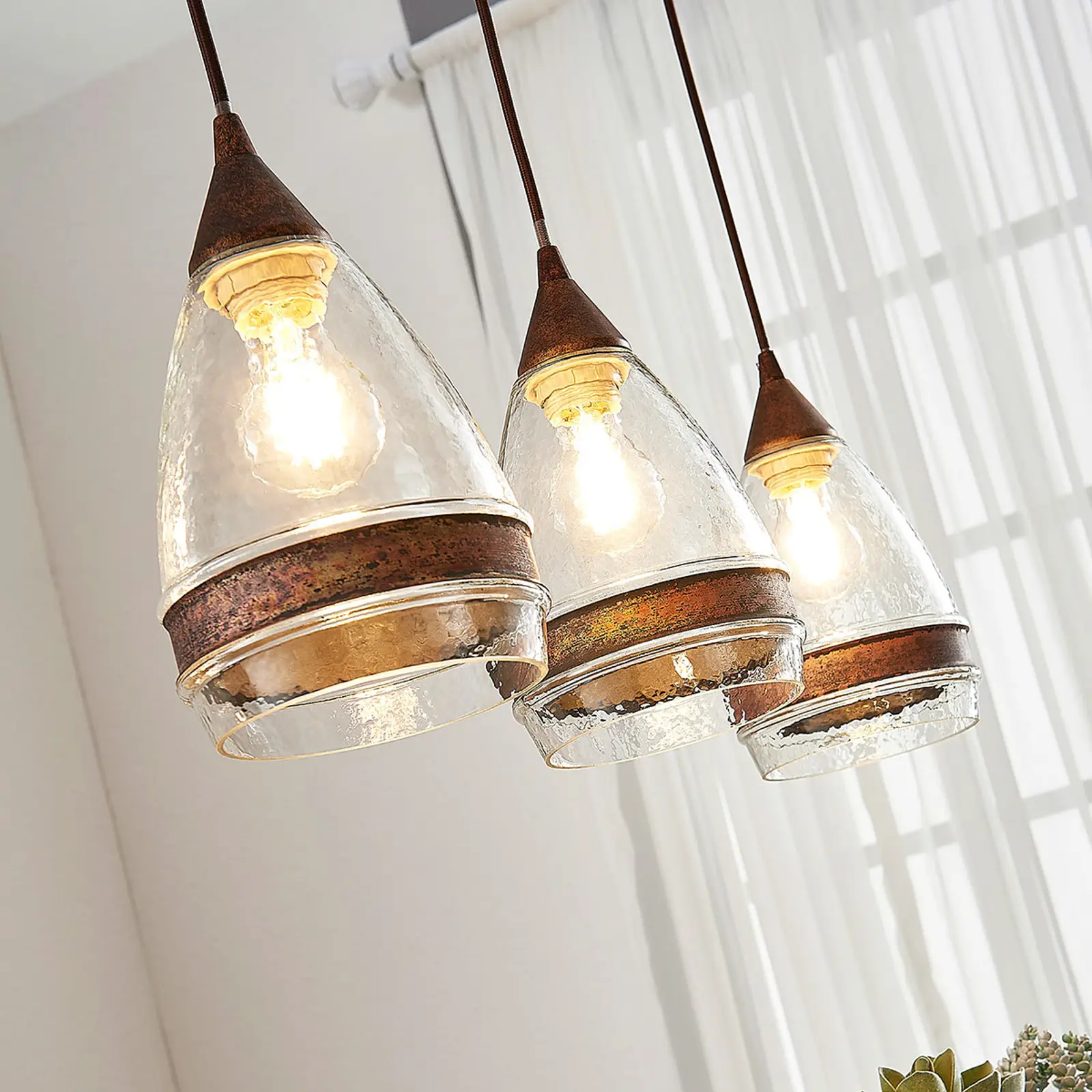Millina stiklinis pakabinamas šviestuvas, rūdžių ruda, 3 lempučių