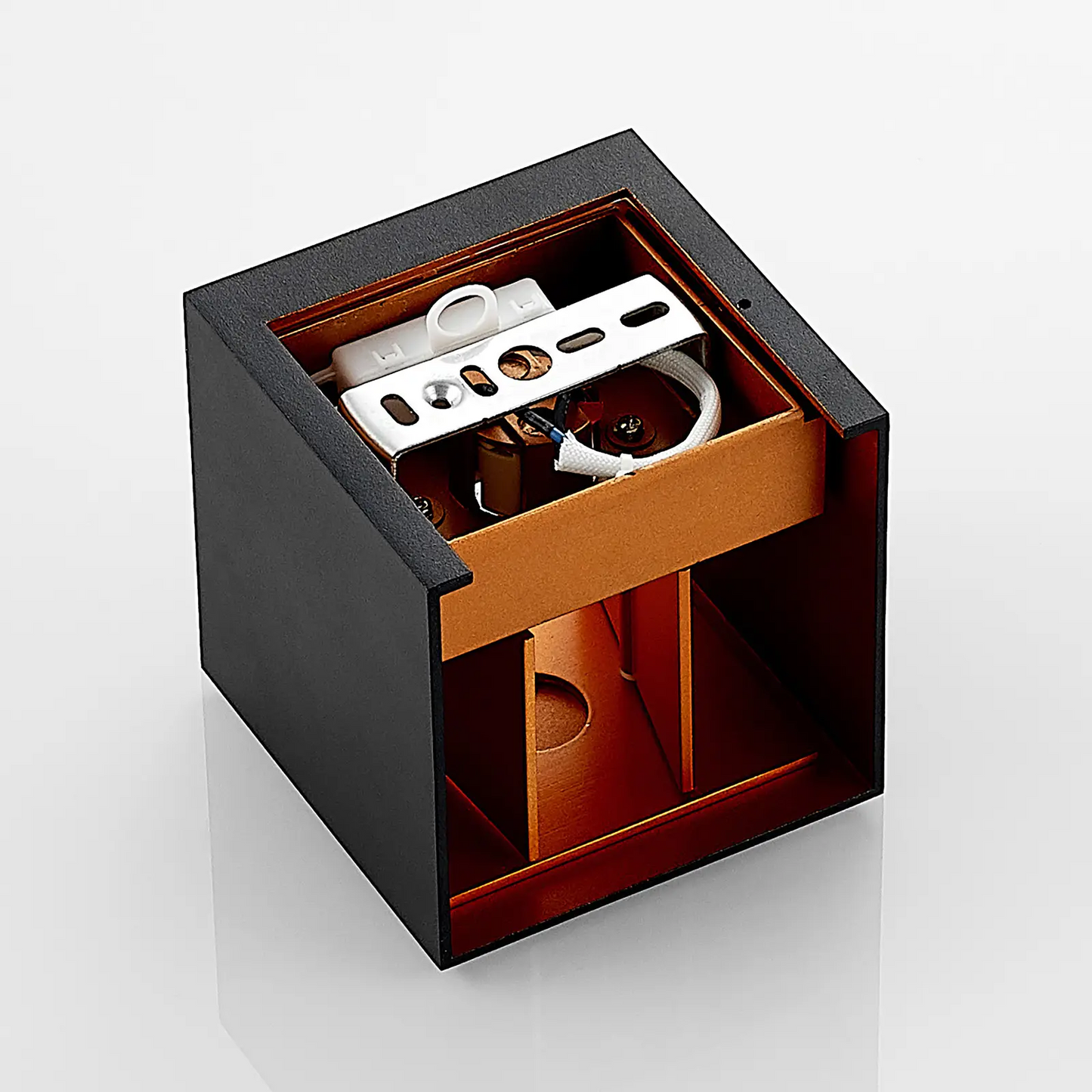 Kvadratinis LED sieninis šviestuvas su G9 lempute, juodos ir auksinės spalvos