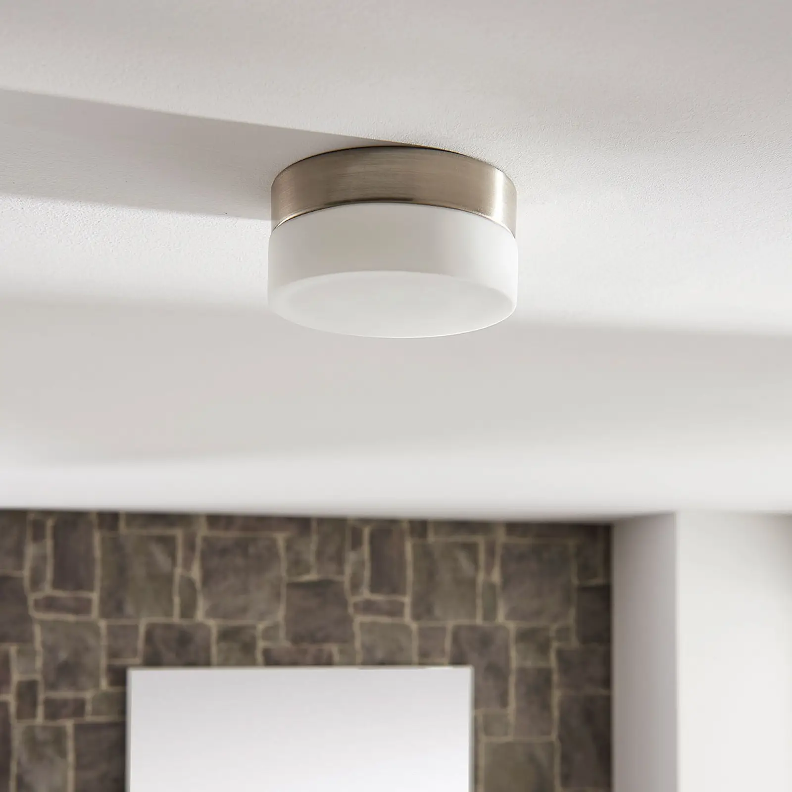 Amilia apvalus vonios lubų šviestuvas