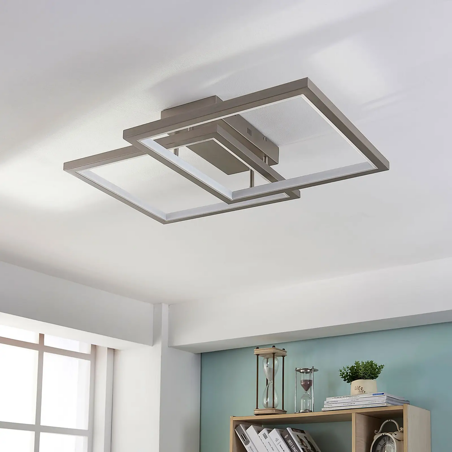 Heriba LED lubinis šviestuvas su dviem rėmeliais, reguliuojamas