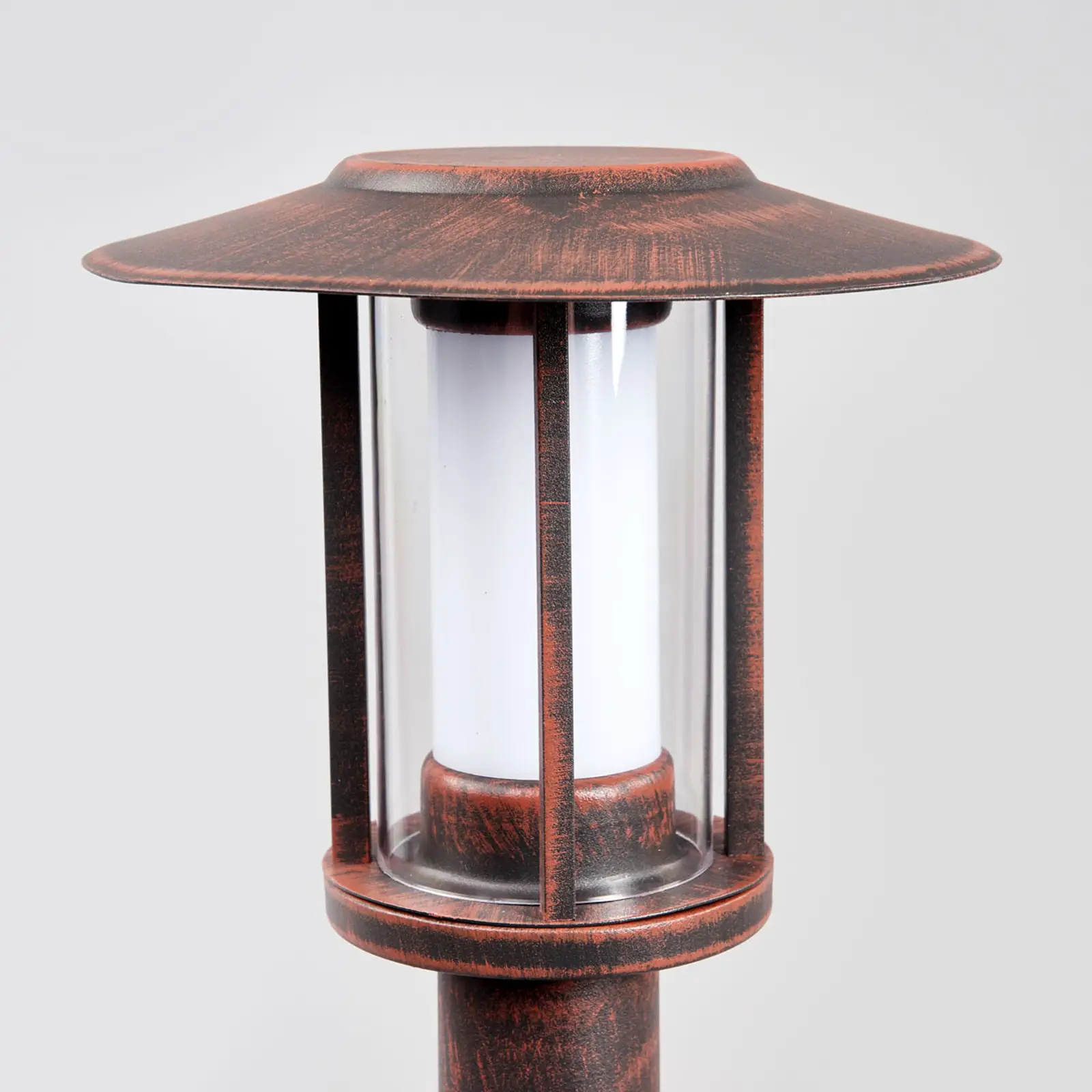 Rūdžių spalvos Pavlos LED kelio šviestuvas