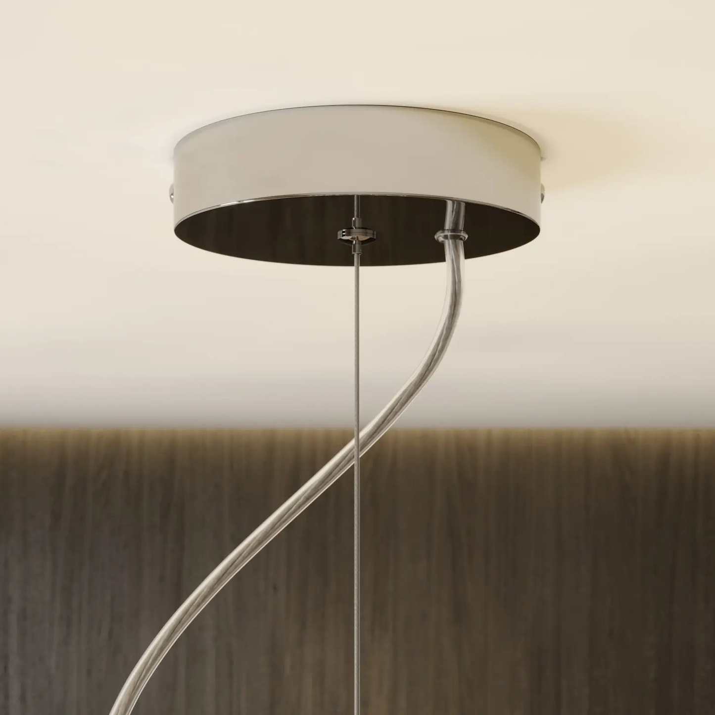 Romantiškai atrodantis Bjarne pakabinamas šviestuvas, chromas