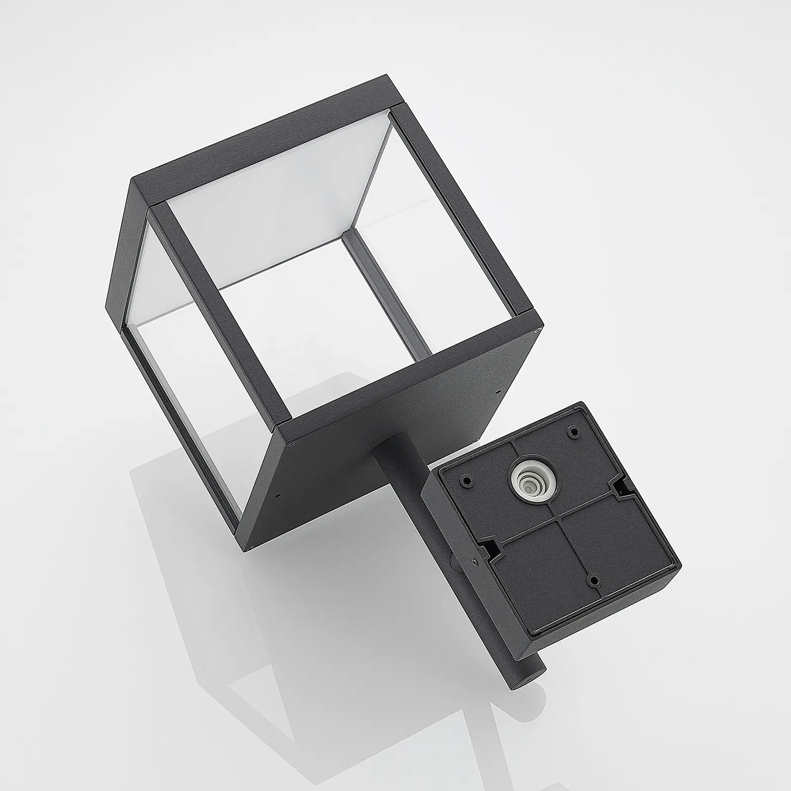 Cube LED lauko sieninis šviestuvas su stiklo gaubtu, grafitas
