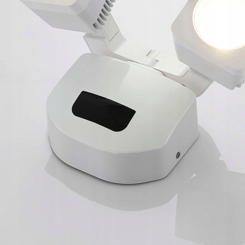 Alexine LED lauko sieninis šviestuvas su jutikliu, 2 lempučių.