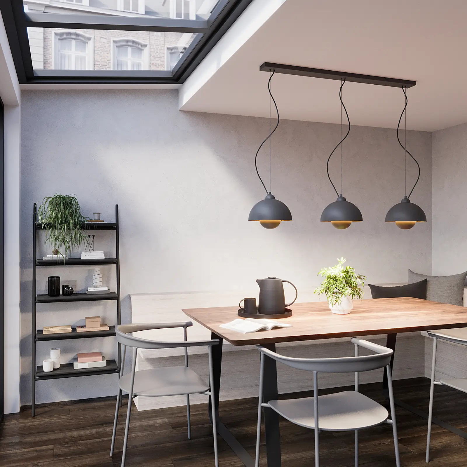 Gretja pakabinamas šviestuvas, trijų lempučių, juodos ir auksinės spalvos