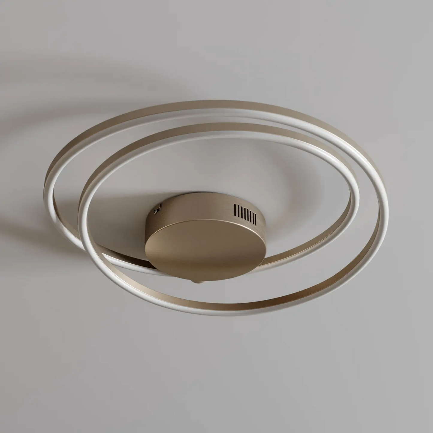 Lindby Davian LED lubinis šviestuvas, reguliuojamas, nikelio