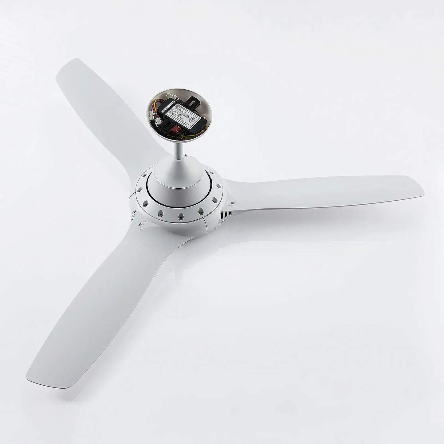 Starluna Aila LED ventiliatorius 3 mentės baltos spalvos