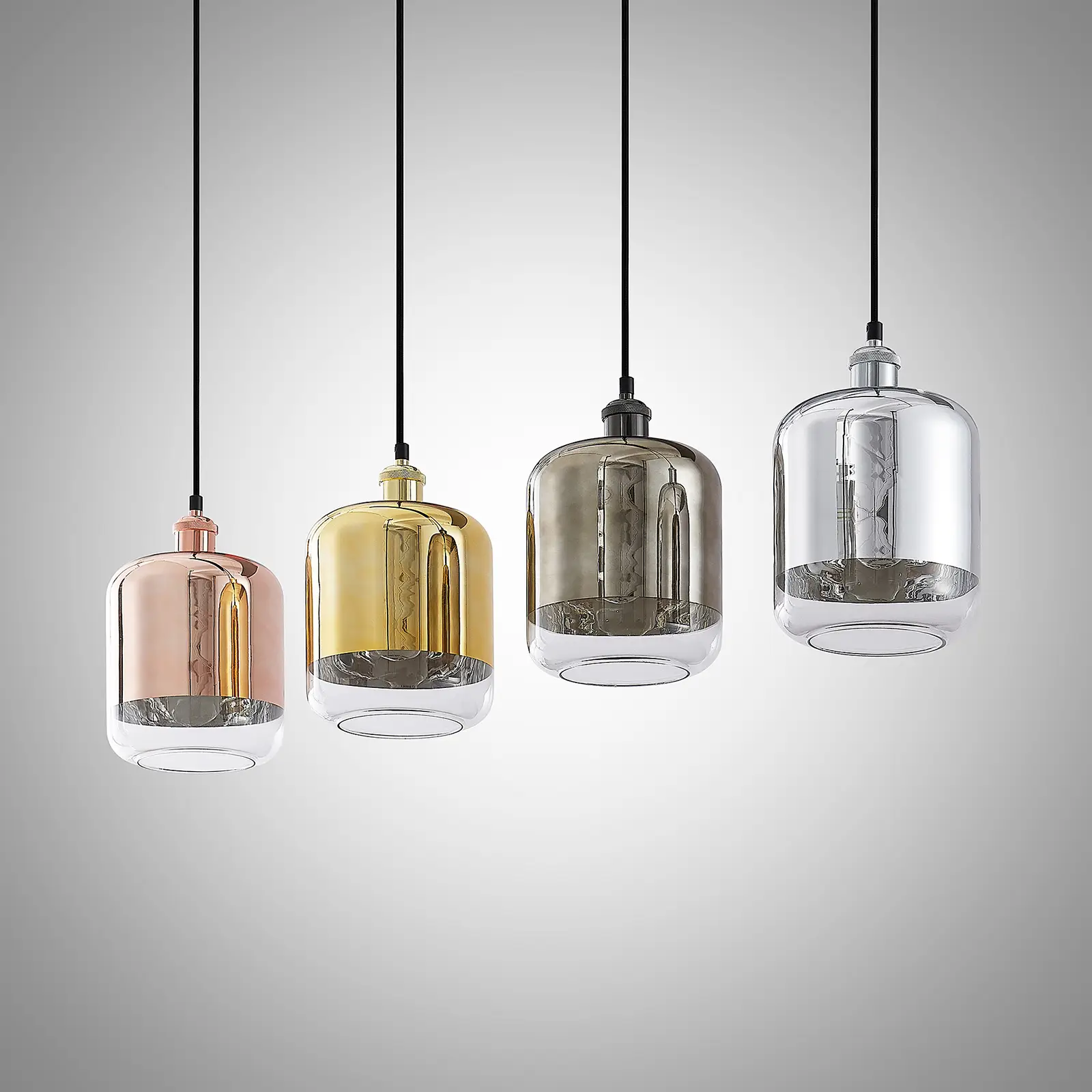 Lindby Tallinn pakabinamas šviestuvas, blizgūs atspalviai