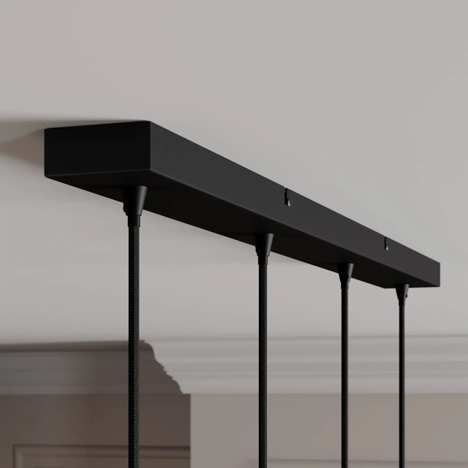 Lindby Kourtney pakabinamas šviestuvas su stiklo gaubtu, 4 lempučių.