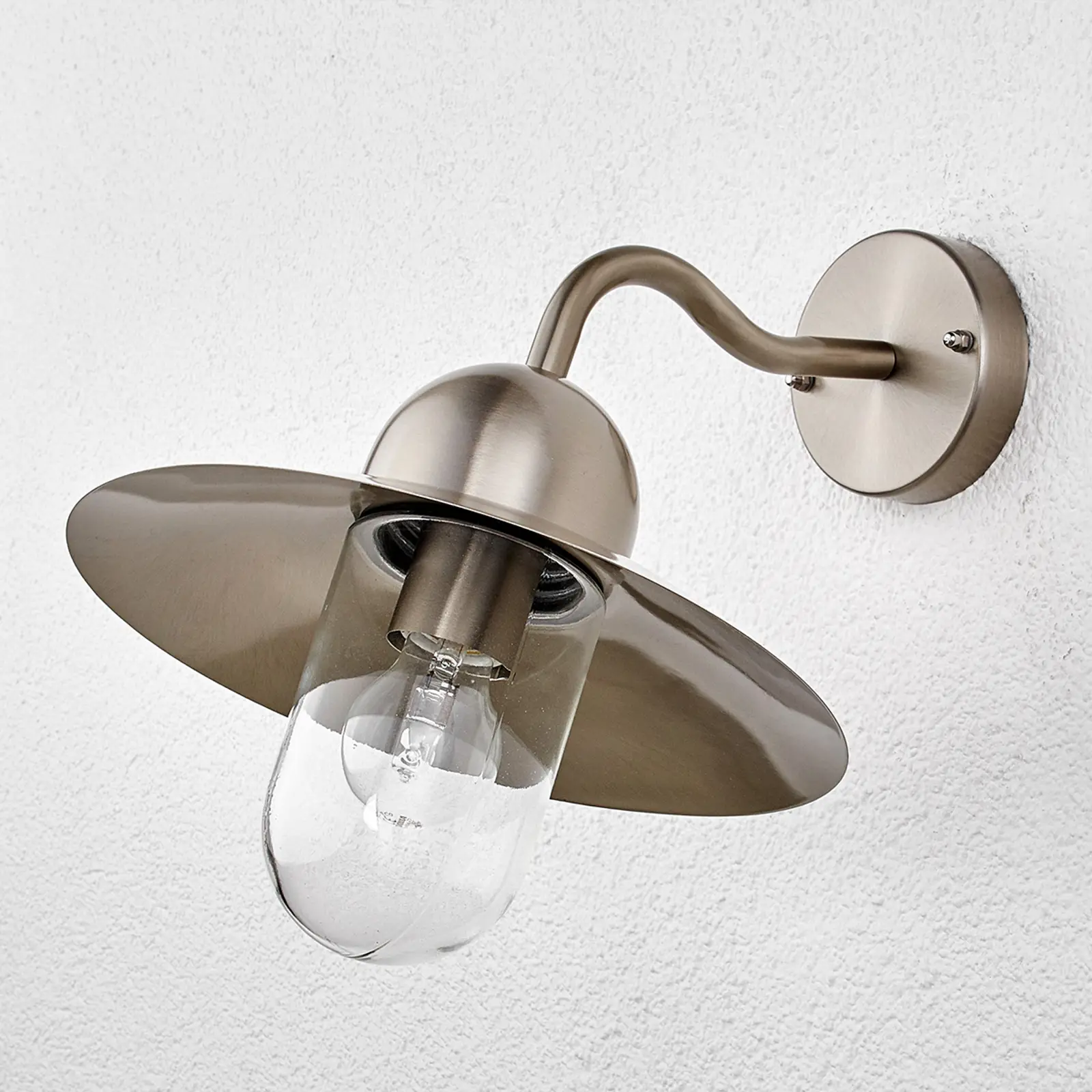 Lauko sieninis šviestuvas Femi pagamintas iš nerūdijančio plieno