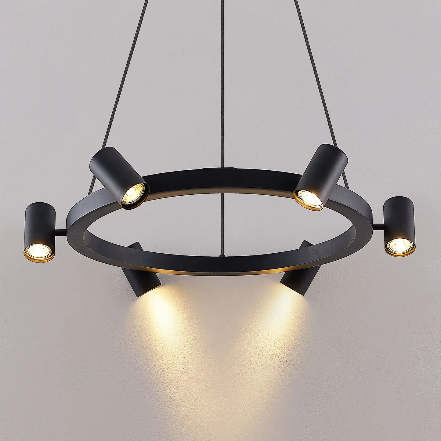 Lindby Savoli pakabinamas šviestuvas, apvalus, juodas