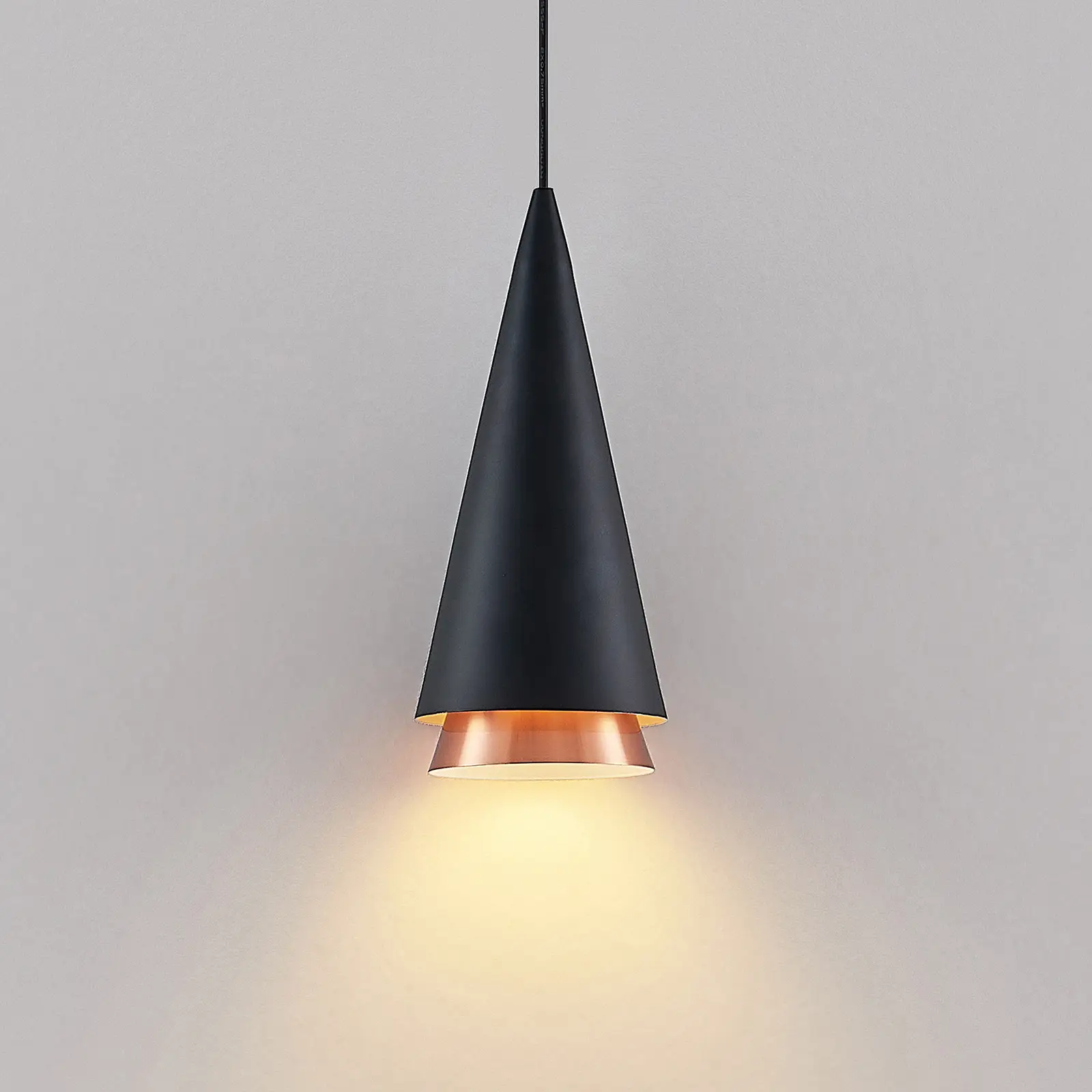 Lucande Naoh pakabinamas šviestuvas, vienagalvis, juodas