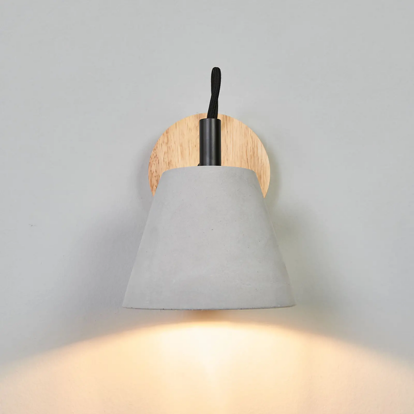 Sieninis šviestuvas POSSIO