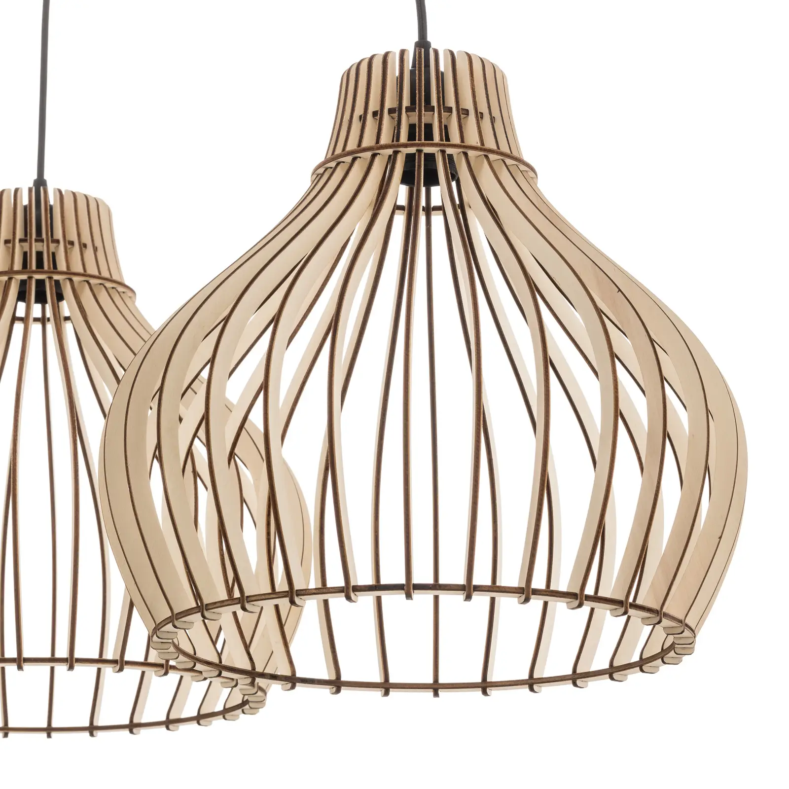 Vamzdis pakabinamas šviestuvas su mediniais gaubtais, 3 lempučių. ilgai