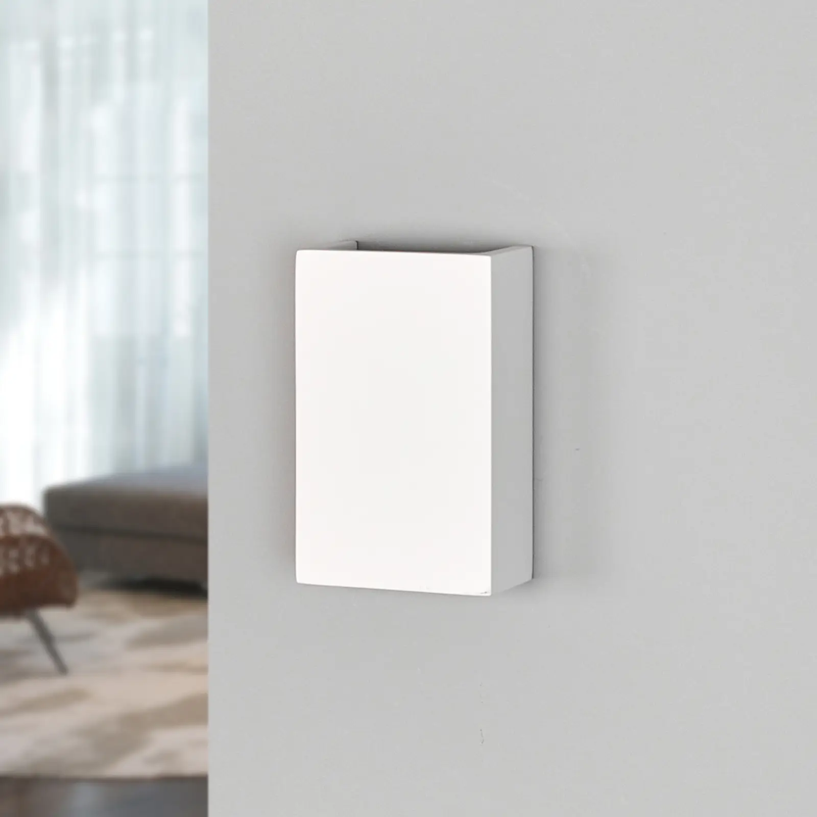 LED sieninis šviestuvas Fabiola iš gipso, aukštis 16 cm