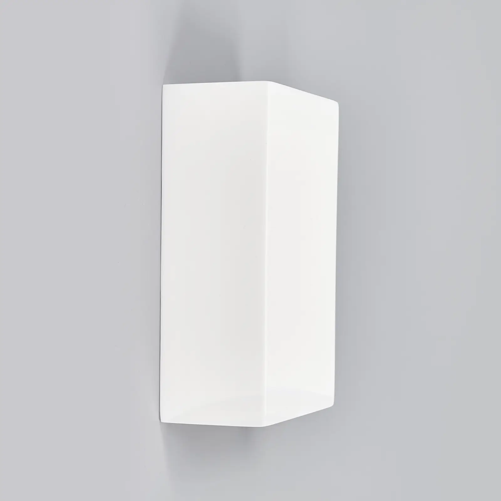 LED sieninis šviestuvas Fabiola iš gipso, aukštis 16 cm