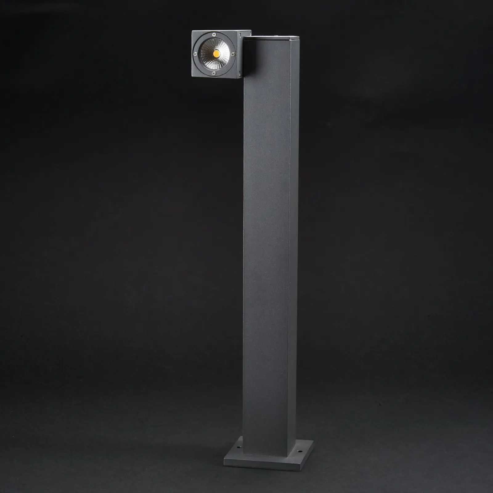 Lorik - LED kelio šviestuvas su lanksčia galvute