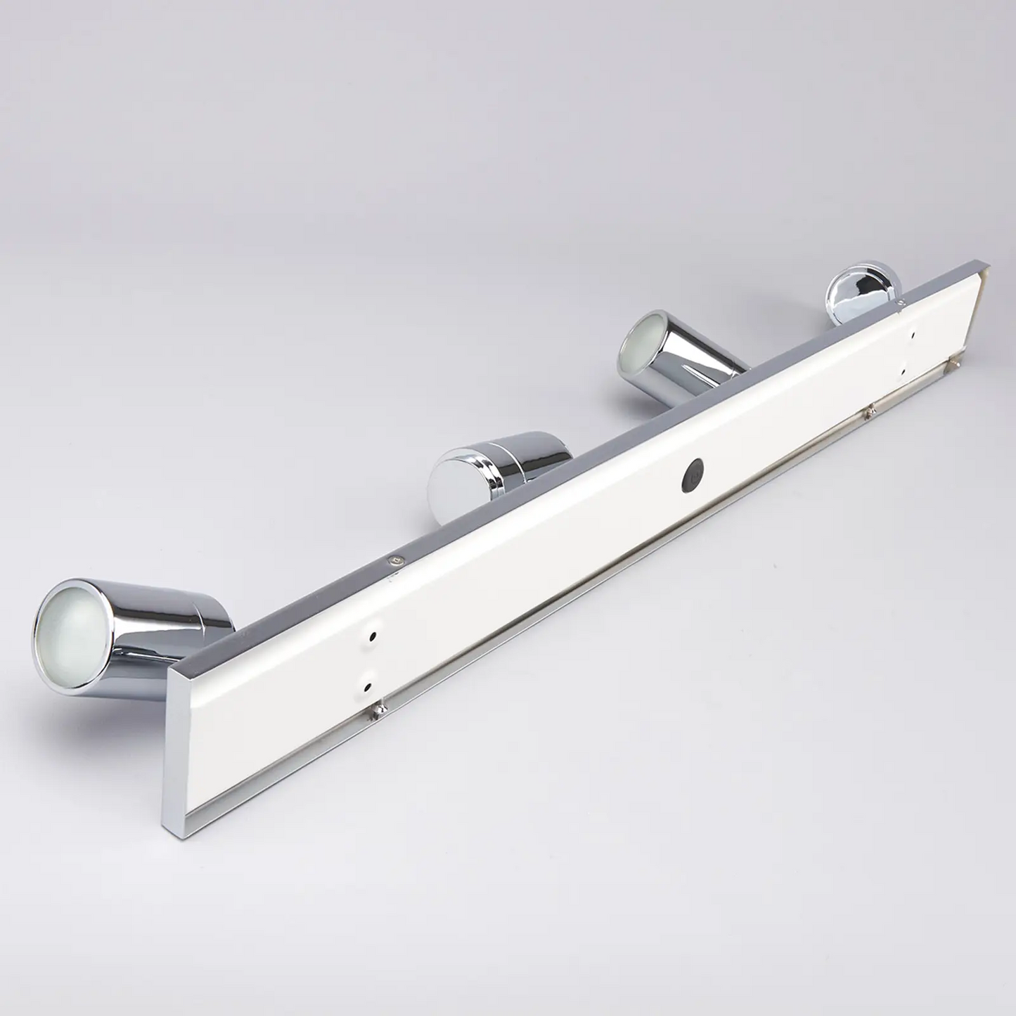 Dejan - 4 lempučių vonios šviestuvas luboms