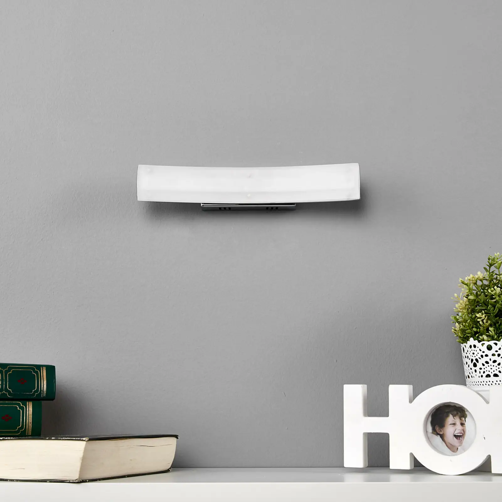 Lorian LED sieninis šviestuvas