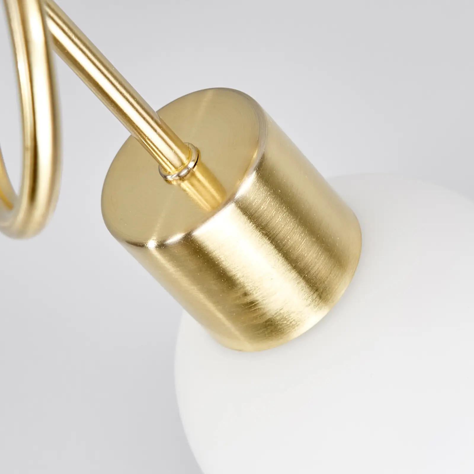 Elaina LED lubinis šviestuvas, 3 liepsnų, žalvaris