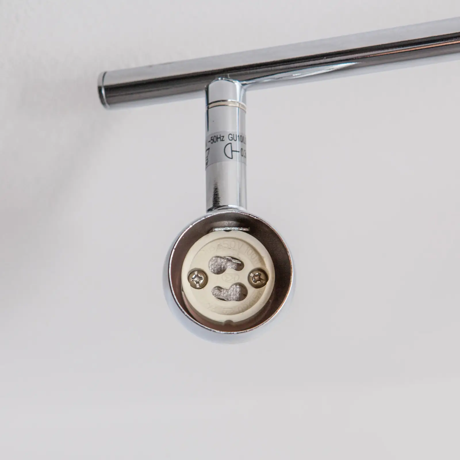 Keturių lempučių GU10 LED lubinis šviestuvas Arminius