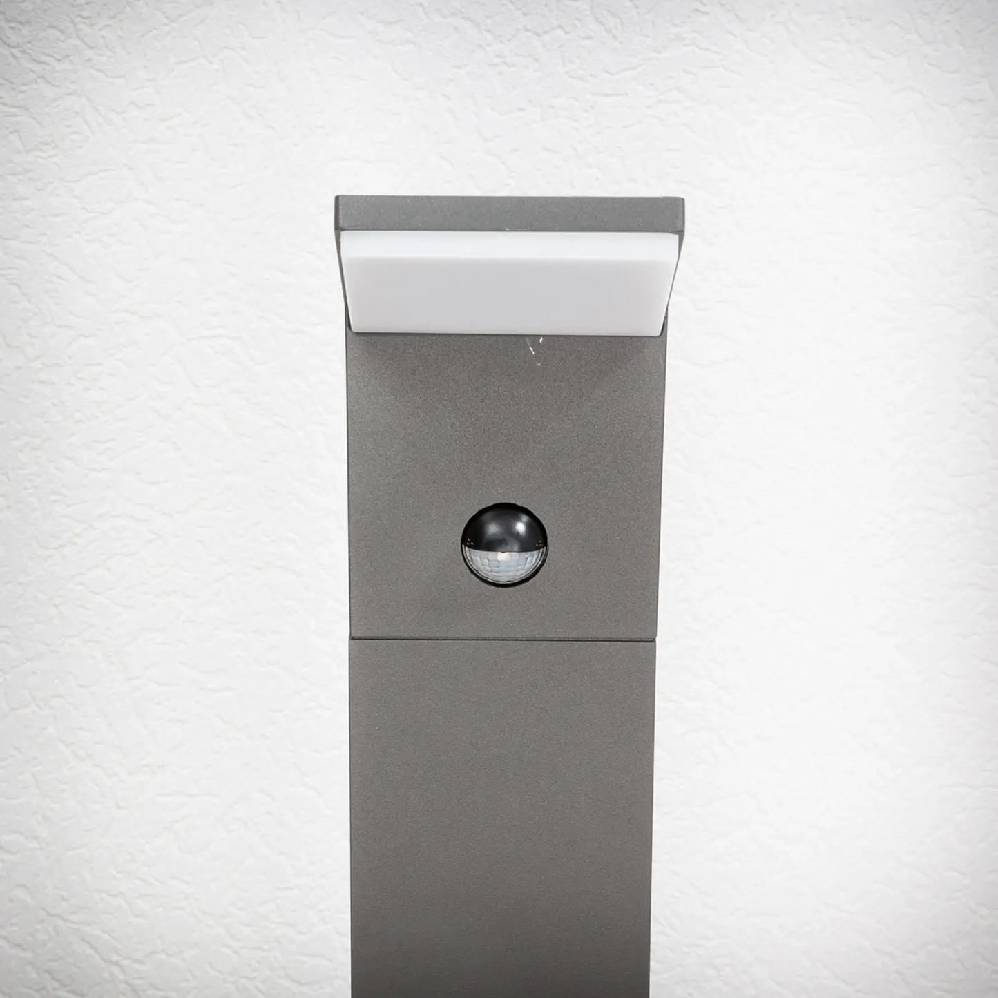 Grafito pilka Nevio LED kelio šviesa