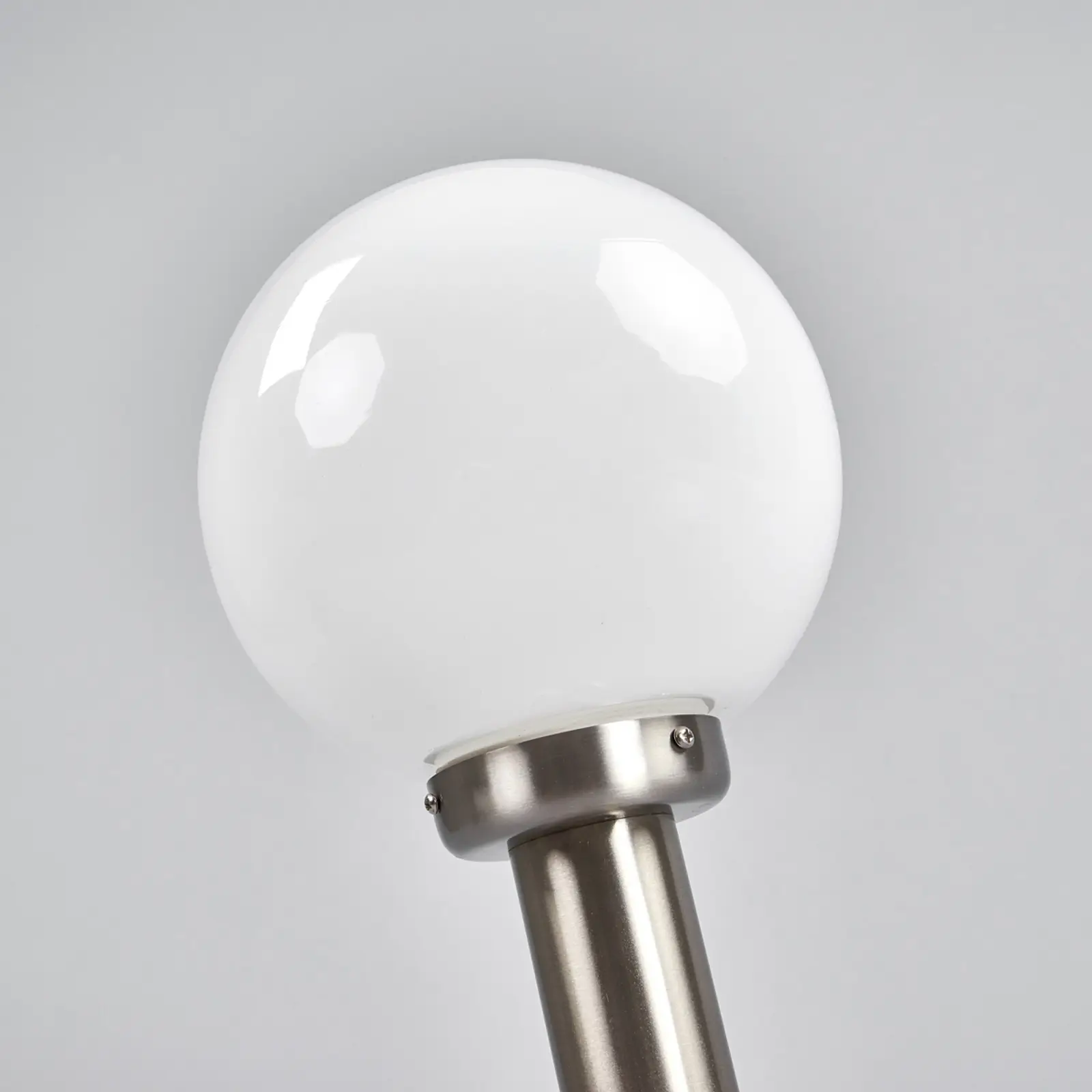 Lindby pjedestalo lempa Vedran